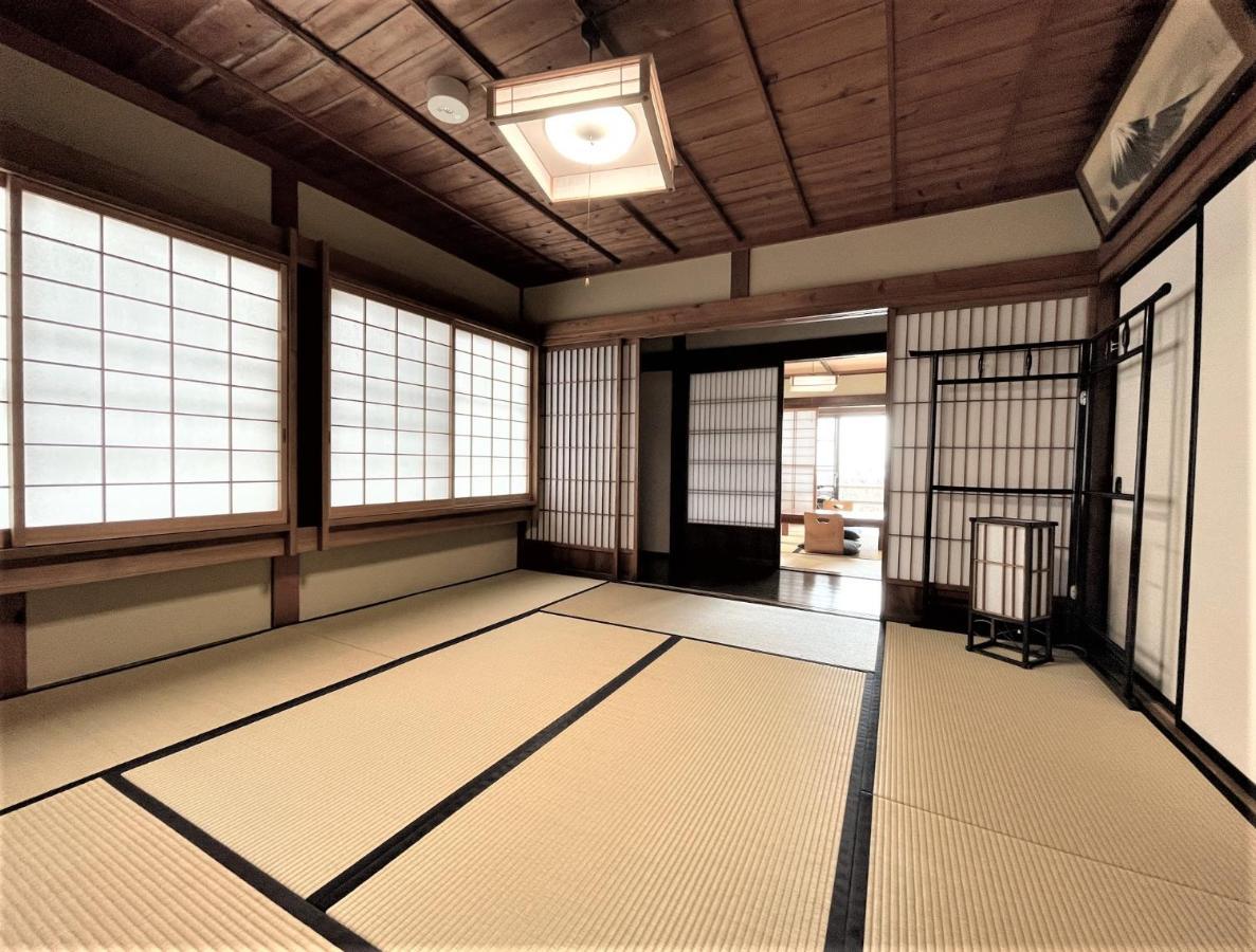 宿屋白金家 Yadoya-Shiroganeya 1日1組限定2名から8名様まで 全館貸切り 伝統的建造物の旅籠宿 Traditional Culture Experience นากาโน่ ภายนอก รูปภาพ