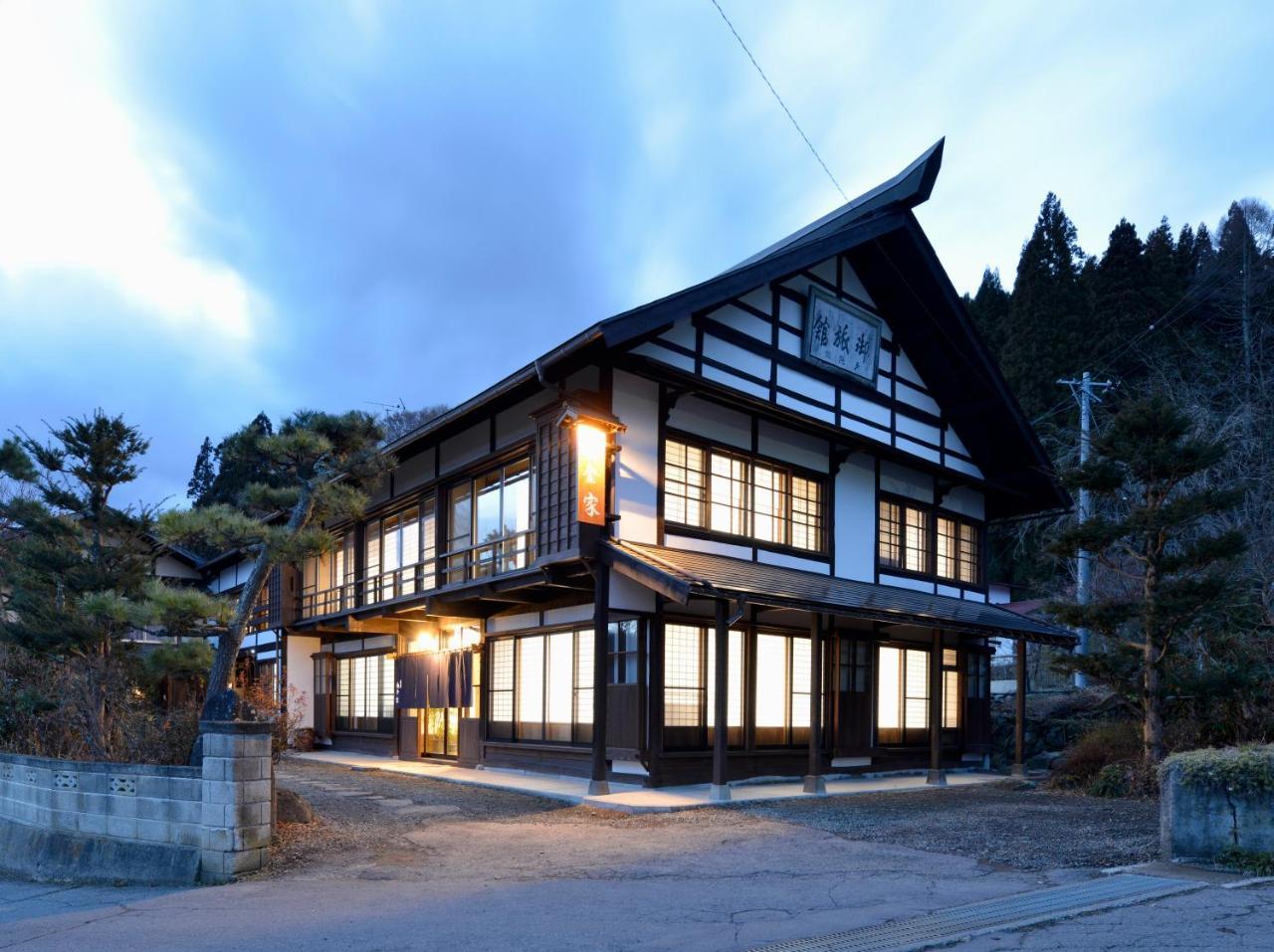 宿屋白金家 Yadoya-Shiroganeya 1日1組限定2名から8名様まで 全館貸切り 伝統的建造物の旅籠宿 Traditional Culture Experience นากาโน่ ภายนอก รูปภาพ
